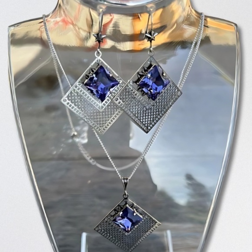 Handcrafted Swarovski Tanzanite Crystal Necklace Earrings Set Silver/Purple NWT